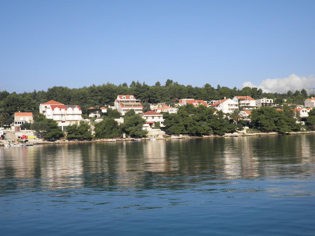 Apartments Holiday Lumbarda Cameră foto